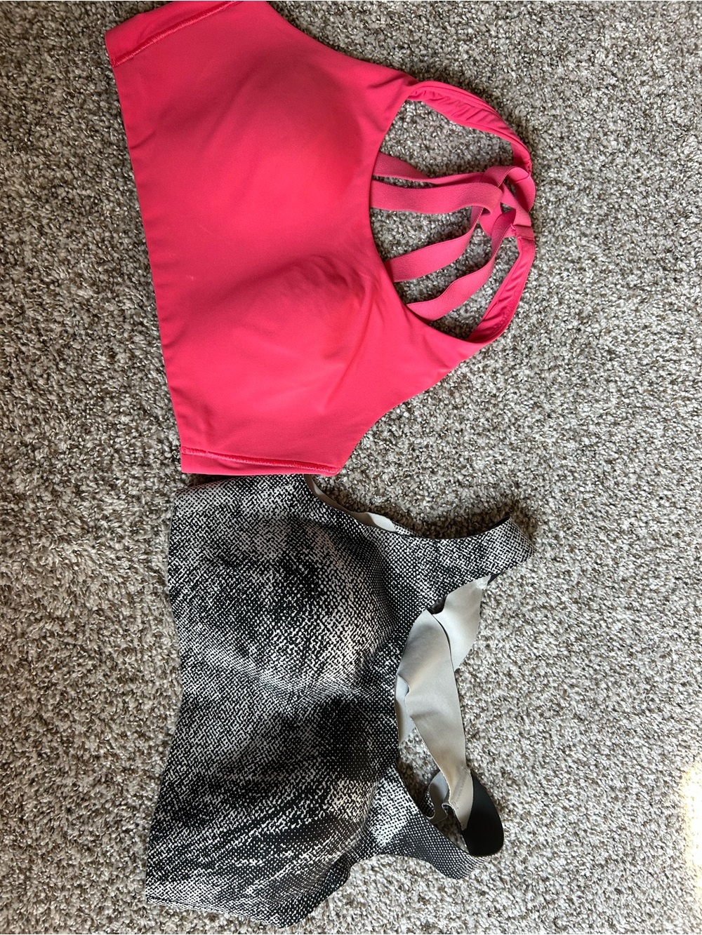 Lululemon 34D Molded Supportive Sports Bras